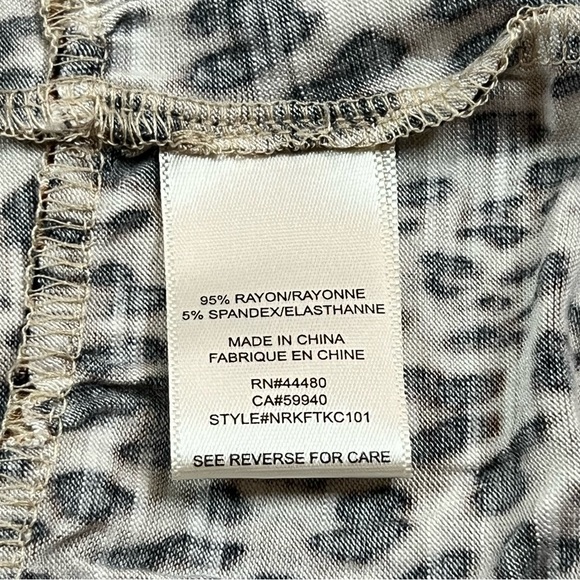 Love, Fire Girls Medium Leopard Print V-Neck Tank Top NWT. - Picture 7 of 8